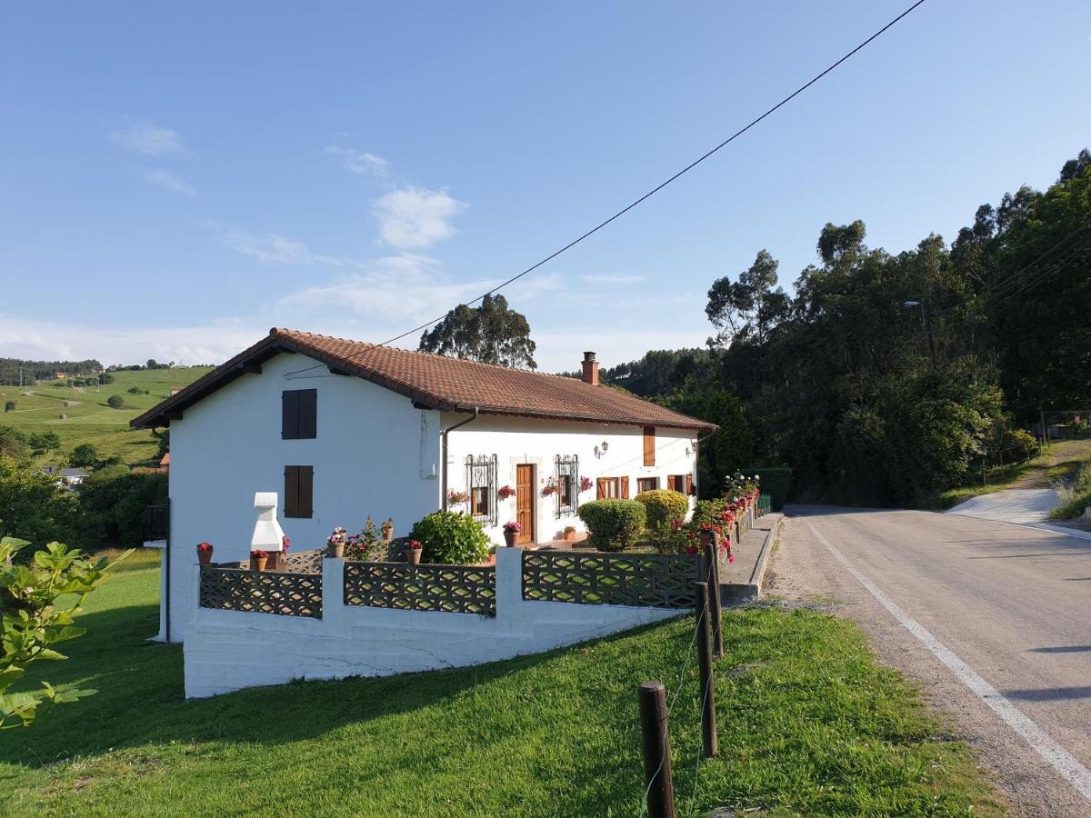 Casa Blanca Gueemes Villa Bareyo Exterior photo
