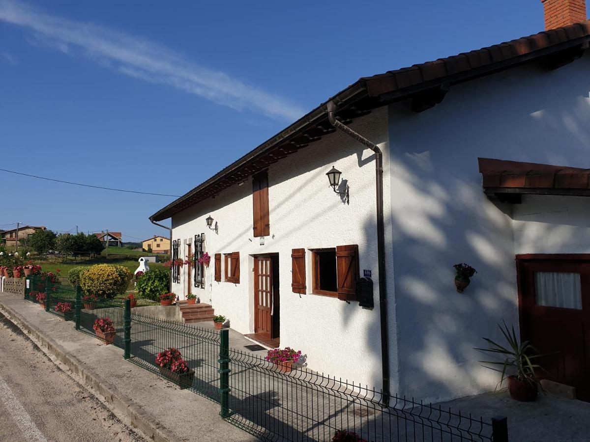 Casa Blanca Gueemes Villa Bareyo Exterior photo